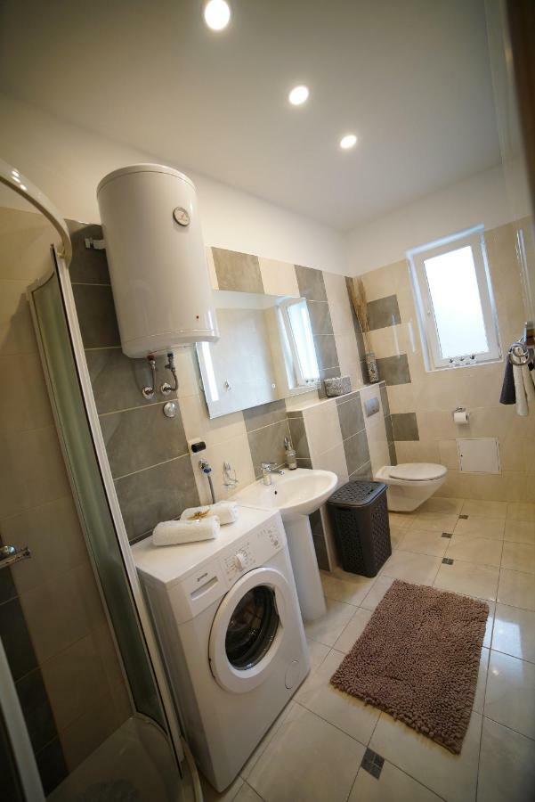 Portos Apartment Задар Экстерьер фото