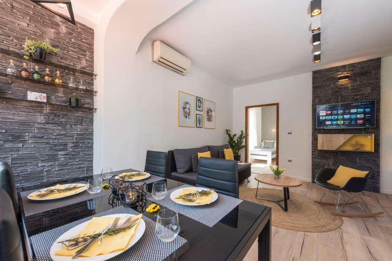 Portos Apartment Задар Экстерьер фото